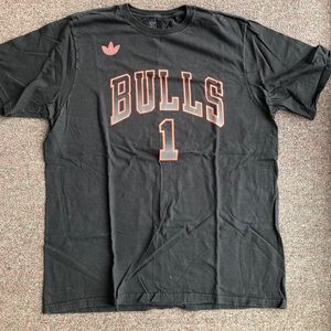 Used in good condition Adidas shirt